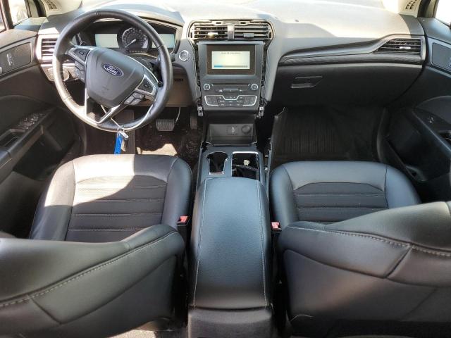 3FA6P0HD3JR212914 - 2018 FORD FUSION SE GRAY photo 8