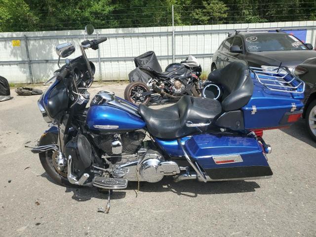 1HD1KEM13AB619341 - 2010 HARLEY-DAVIDSON FLHTK BLUE photo 3