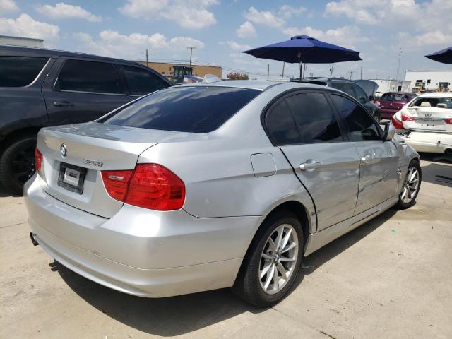 WBAPH7C50AA800197 - 2010 BMW 328 I SILVER photo 3