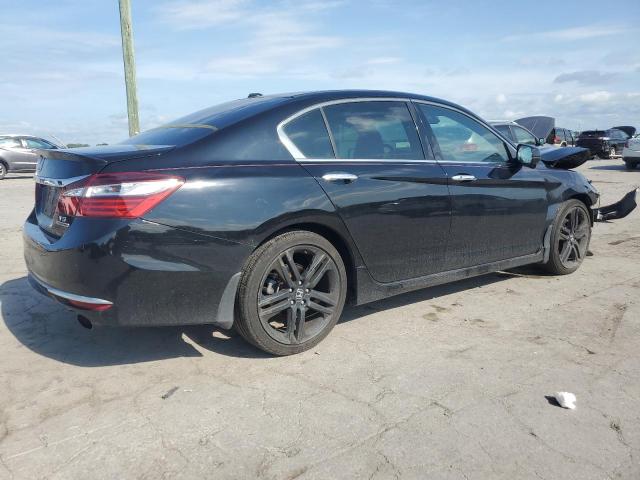 1HGCR3F98HA005836 - 2017 HONDA ACCORD TOURING BLACK photo 3