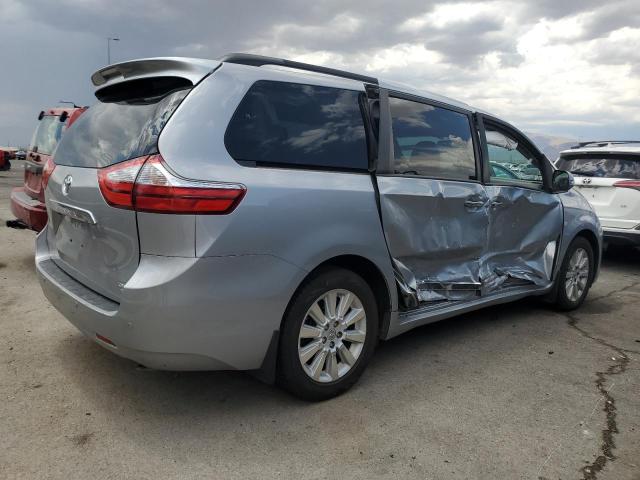 5TDDK3DC2FS126299 - 2015 TOYOTA SIENNA XLE 银色 照片 3