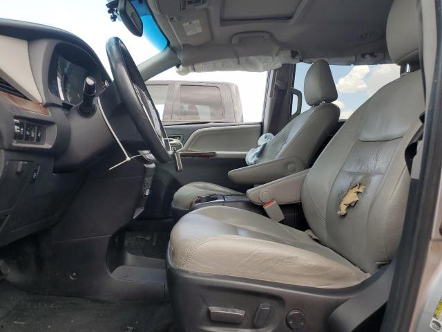 5TDDK3DC2FS126299 - 2015 TOYOTA SIENNA XLE 银色 照片 7