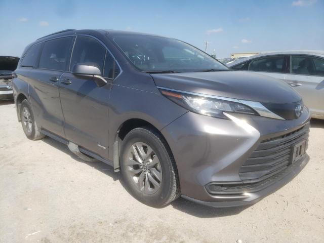 5TDBRKEC7MS055464 - 2021 TOYOTA SIENNA LE CHARCOAL photo 4