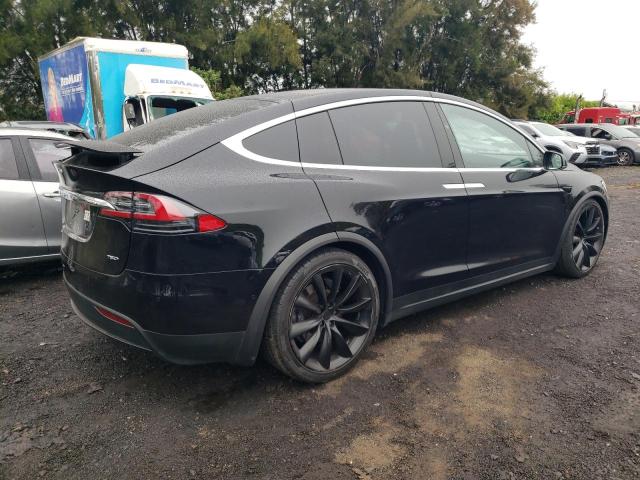 5YJXCAE26HF035645 - 2017 TESLA MODEL X BLACK photo 3