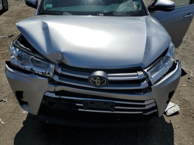 5TDJZRFH8JS534454 - 2018 TOYOTA HIGHLANDER SE Gümüş foto 12