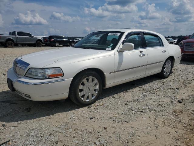 1LNHM83W93Y633250 - 2003 LINCOLN TOWN CARTIER WHITE photo 1