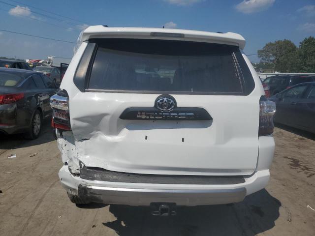 JTEPU5JRXN5993655 - 2022 TOYOTA 4RUNNER SR5/SR5 PREMIUM WHITE photo 6