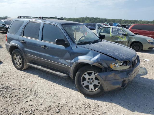 1FMYU03115KA94652 - 2005 FORD ESCAPE XLT BLUE photo 4