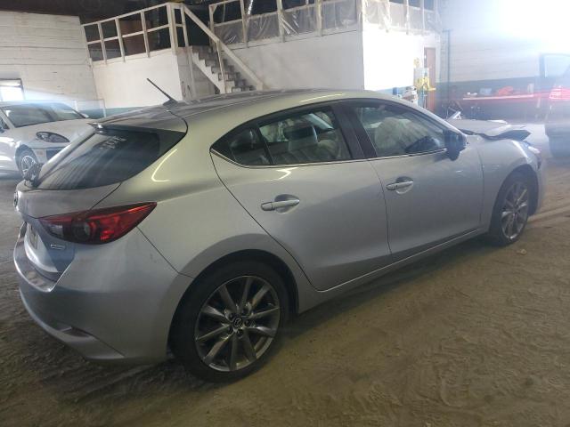3MZBN1L35JM252277 - 2018 MAZDA 3 TOURING Argent photo 3