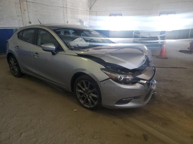 3MZBN1L35JM252277 - 2018 MAZDA 3 TOURING Argent photo 4