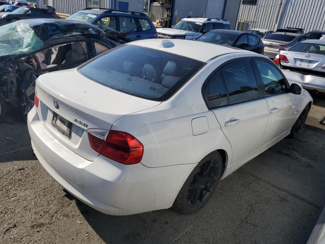 WBAVA37578NL50212 - 2008 BMW 328 I WHITE photo 3