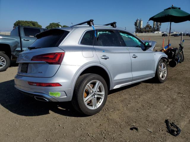 WA1E2AFY8M2044819 - 2021 AUDI Q5 PREMIUM PLUS SILVER photo 3