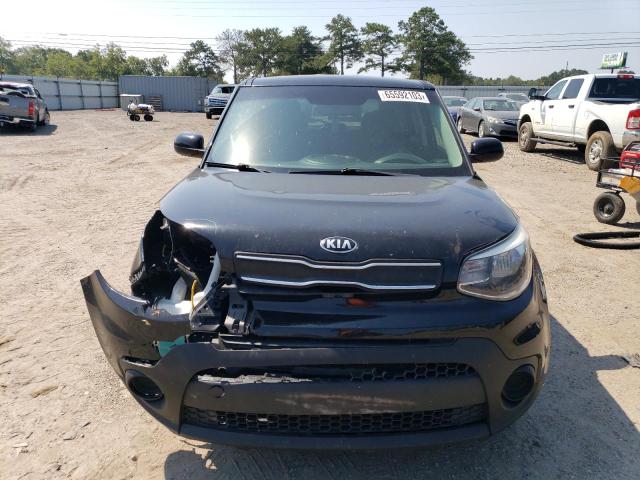 KNDJN2A24J7521121 - 2018 KIA SOUL BLACK photo 5