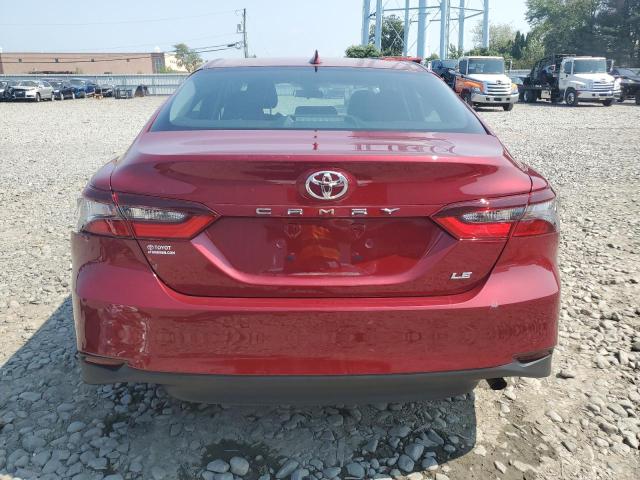4T1C11AK5MU569744 - 2021 TOYOTA CAMRY LE BURGUNDY photo 6