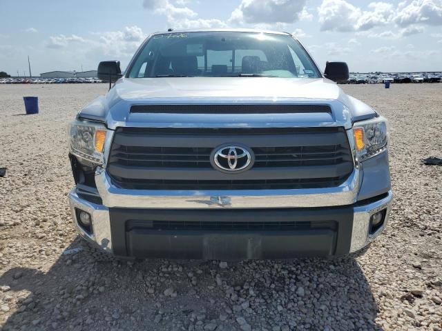 5TFRM5F1XEX070841 - 2014 TOYOTA TUNDRA DOUBLE CAB SR/SR5 SILVER photo 5