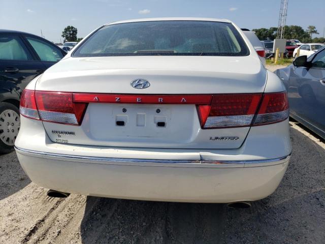 KMHFC46F26A129053 - 2006 HYUNDAI AZERA SE WHITE photo 6