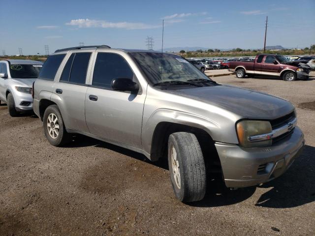 1GNDS13S132211867 - 2003 CHEVROLET TRAILBLAZE SILVER photo 4