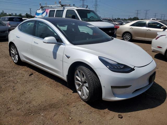 5YJ3E1EA6KF441402 - 2019 TESLA MODEL 3 Biały zdjęcie 4