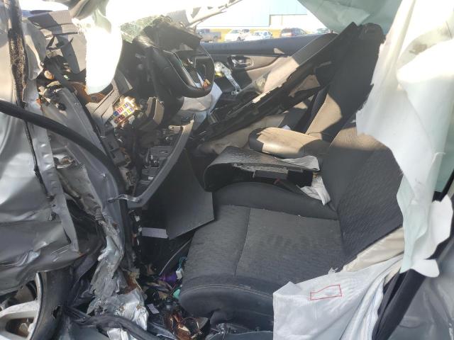 KNMAT2MV0KP510128 - 2019 NISSAN ROGUE S Silber Foto 7