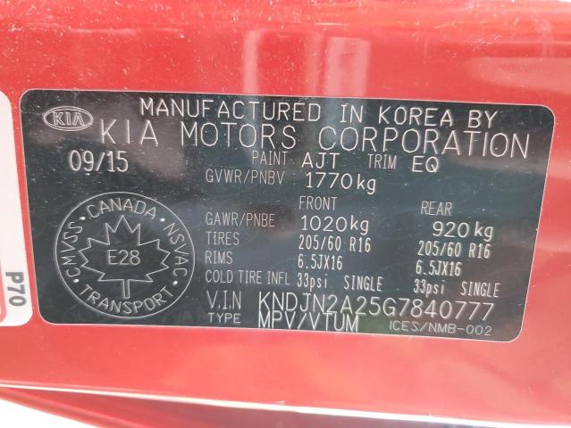 KNDJN2A25G7840777 - 2016 KIA SOUL RED photo 13