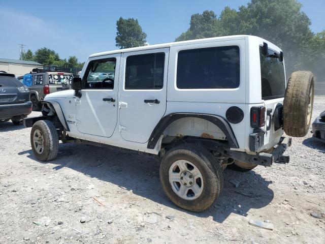 1C4BJWEG2DL531347 - 2013 JEEP WRANGLER U SAHARA WHITE photo 2