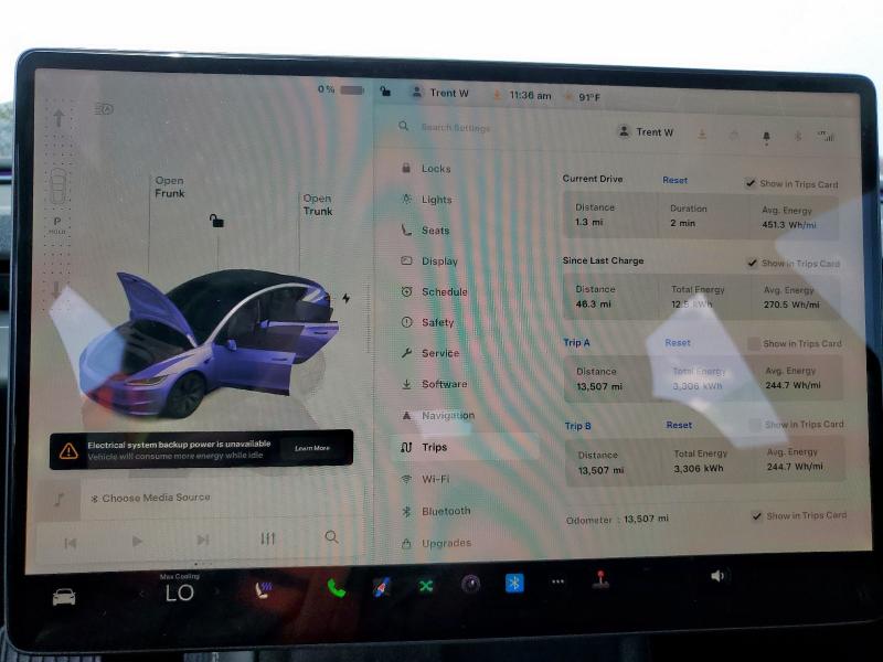 5YJ3E1EBXRF815139 - 2024 TESLA MODEL 3 თეთრი ფოტო 9