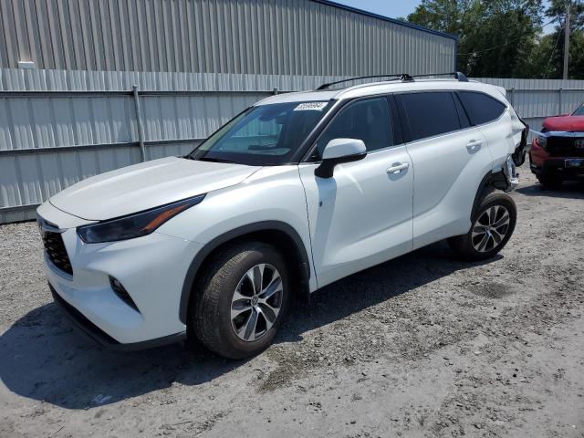 5TDGZRBH0NS589437 - 2022 TOYOTA HIGHLANDER XLE WHITE photo 1