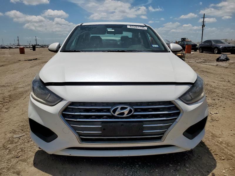 3KPC24A33KE069315 - 2019 HYUNDAI ACCENT SE Blanco foto 5