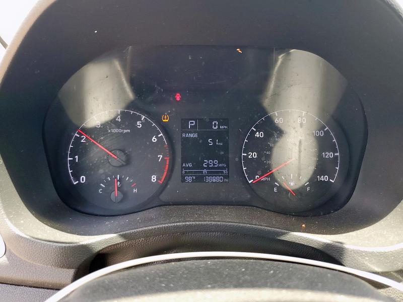 3KPC24A33KE069315 - 2019 HYUNDAI ACCENT SE Blanco foto 9