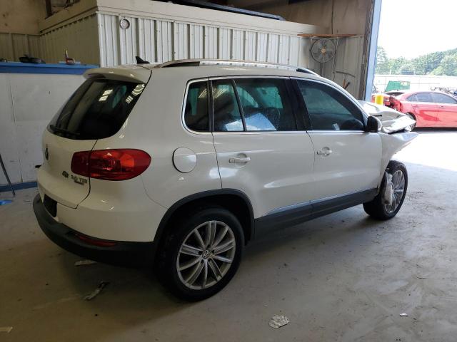 WVGBV7AX9CW602116 - 2012 VOLKSWAGEN TIGUAN S WHITE photo 3