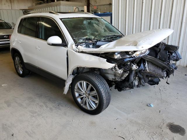 WVGBV7AX9CW602116 - 2012 VOLKSWAGEN TIGUAN S WHITE photo 4