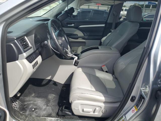 5TDKKRFH6FS048922 - 2015 TOYOTA HIGHLANDER XLE ვერცხლისფერი ფოტო 7