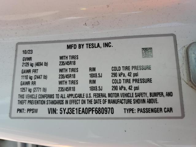 5YJ3E1EA0PF680970 - 2023 TESLA MODEL 3 Blanco foto 12