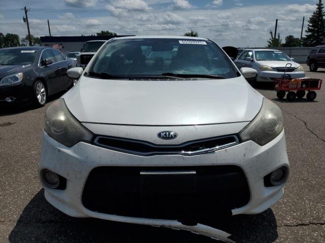 KNAFX6A8XF5370667 - 2015 KIA FORTE EX WHITE photo 5