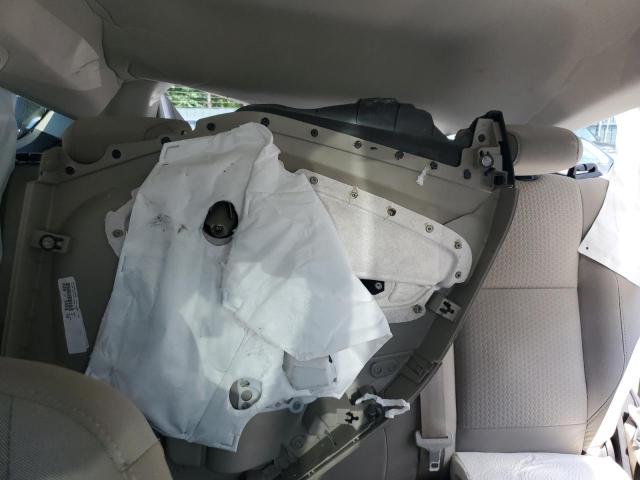 1FMCU0GD6JUD13232 - 2018 FORD ESCAPE SE Білий фото 10