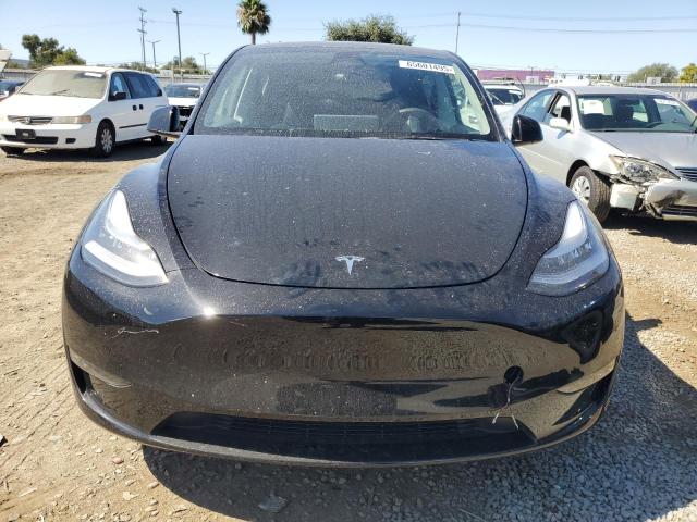 7SAYGDEE1PA110268 - 2023 TESLA MODEL Y Սև լուսանկար 5