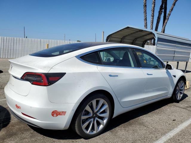 5YJ3E1EA4JF052997 - 2018 TESLA MODEL 3 Սպիտակ լուսանկար 3