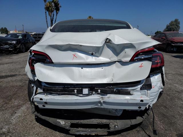 5YJ3E1EA7PF576086 - 2023 TESLA MODEL 3 Weiß Foto 6