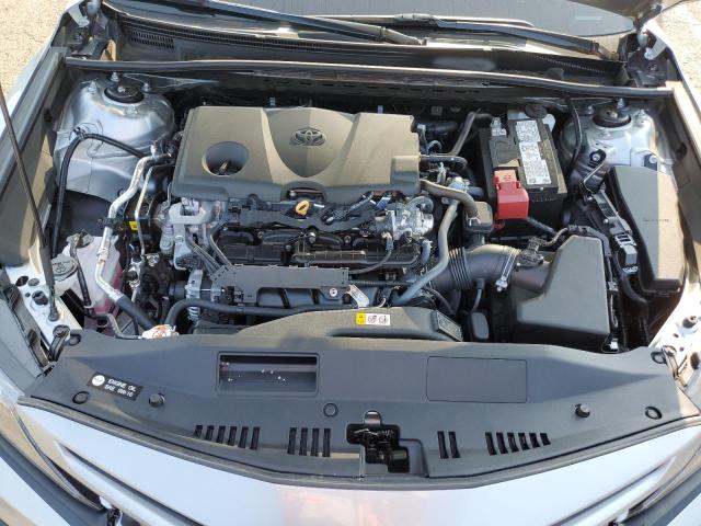 4T1G11AKXRU237856 - 2024 TOYOTA CAMRY SE NIGHT SHADE SILVER photo 11