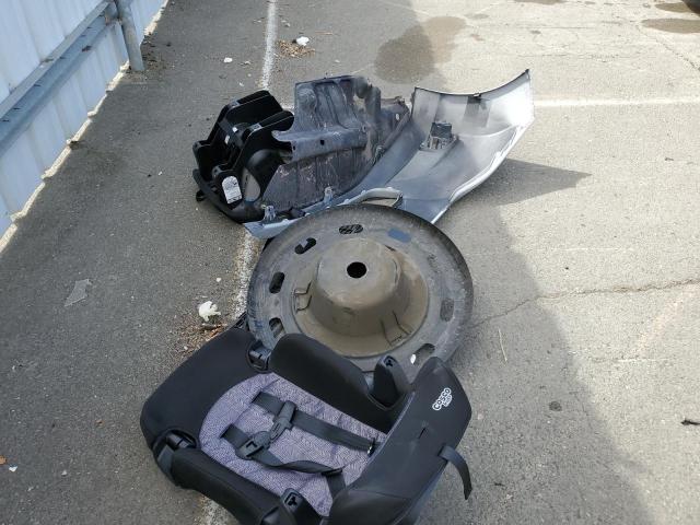 4T3ZE11A69U013706 - 2009 TOYOTA VENZA SILVER photo 13