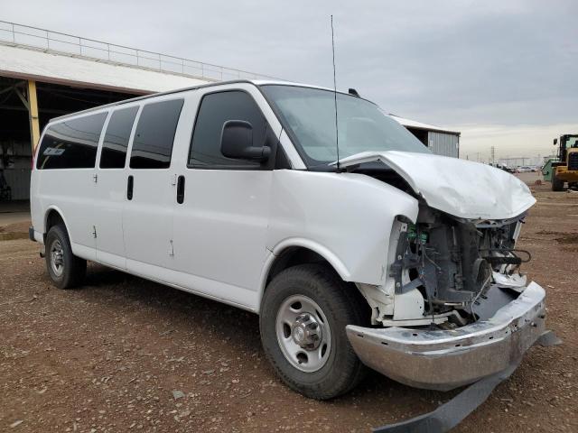 1GAZGPFG8J1316685 - 2018 CHEVROLET EXPRESS G3 LT WHITE photo 4