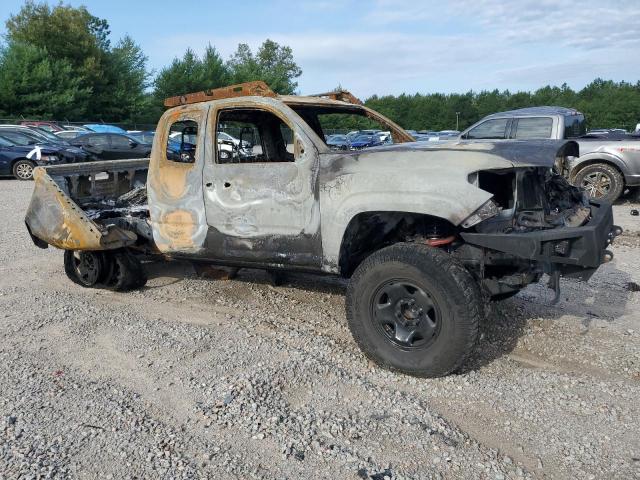 5TFRX5GN6GX071724 - 2016 TOYOTA TACOMA ACCESS CAB ნაცრისფერი ფოტო 4