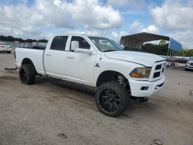 3D7UT2CL1BG542061 - 2011 DODGE RAM 2500 WHITE photo 4