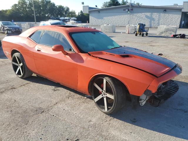 2B3LJ74W19H549038 - 2009 DODGE CHALLENGER SRT-8 ORANGE photo 4