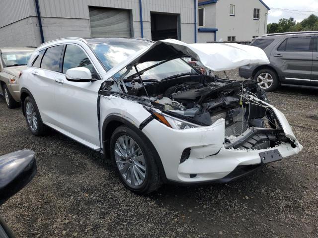 3PCAJ5BB8PF103708 - 2023 INFINITI QX50 AUTOG LUXE WHITE photo 4