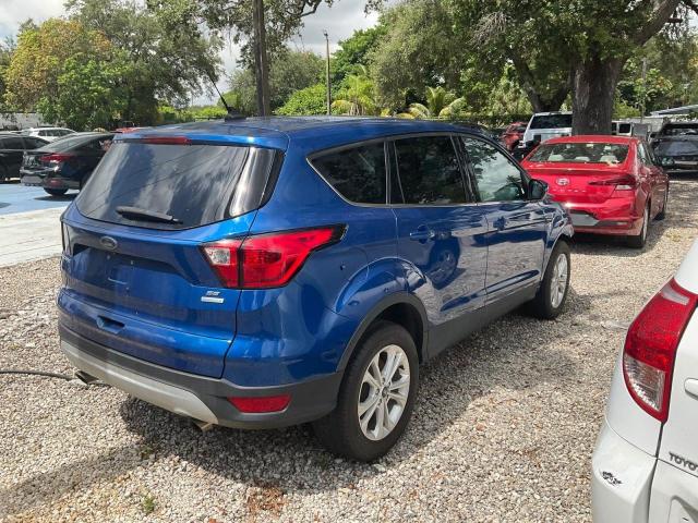 1FMCU0GD3KUB50895 - 2019 FORD ESCAPE SE ლურჯი ფოტო 3