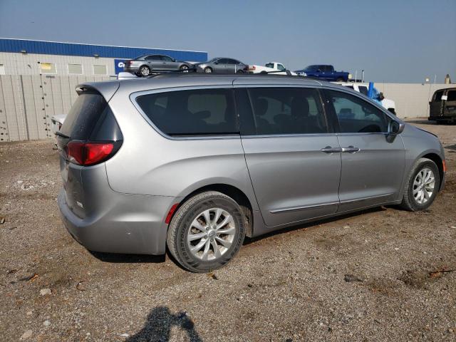 2C4RC1BG4HR747424 - 2017 CHRYSLER PACIFICA TOURING L SILVER photo 3