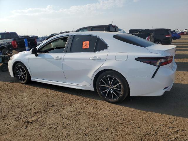 4T1G11AK5PU745388 - 2023 TOYOTA CAMRY SE NIGHT SHADE WHITE photo 2