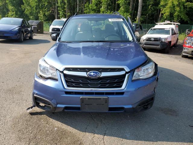 JF2SJABC3JH436669 - 2018 SUBARU FORESTER 2.5I BLUE photo 5