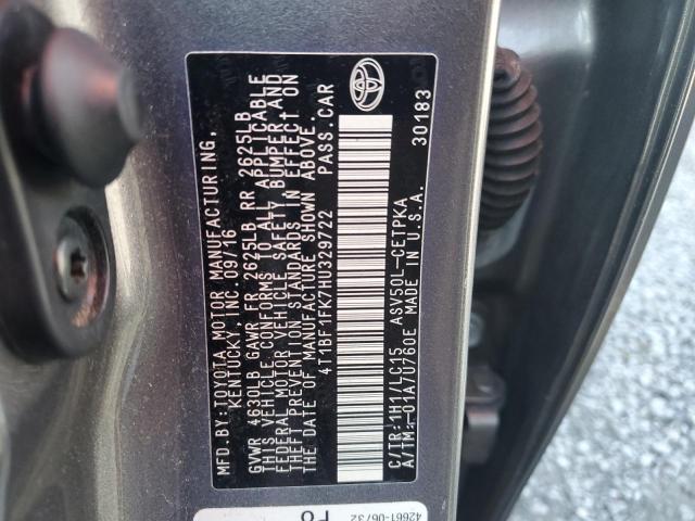 4T1BF1FK7HU329722 - 2017 TOYOTA CAMRY LE ნაცრისფერი ფოტო 12